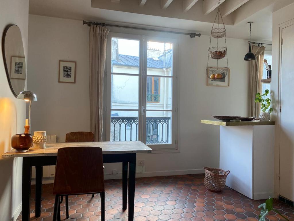 Appartement Paris Marais Exteriör bild